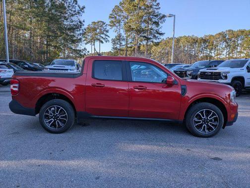 2022 Ford Maverick Lariat