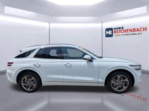 Alta White 2024 Genesis GV70 2.5T AWD