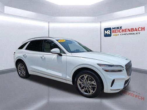 Alta White 2024 Genesis GV70 2.5T AWD