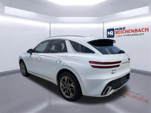 Alta White 2024 Genesis GV70 2.5T AWD