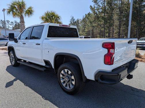 2024 Chevrolet Silverado 2500 Custom