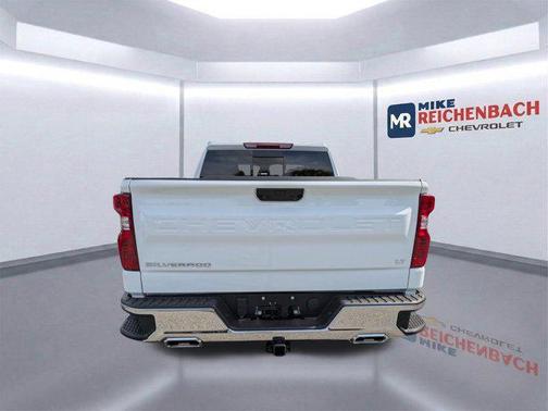Summit White 2026 Chevrolet Silverado 1500 LT
