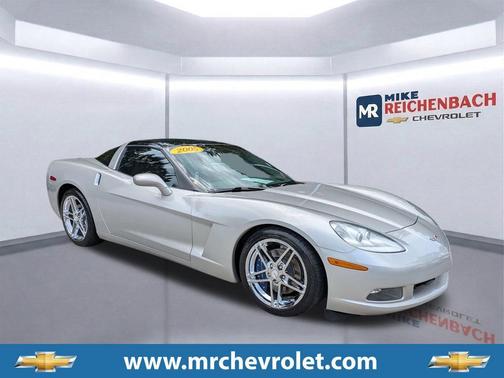 Machine Silver Metallic 2005 Chevrolet Corvette Base