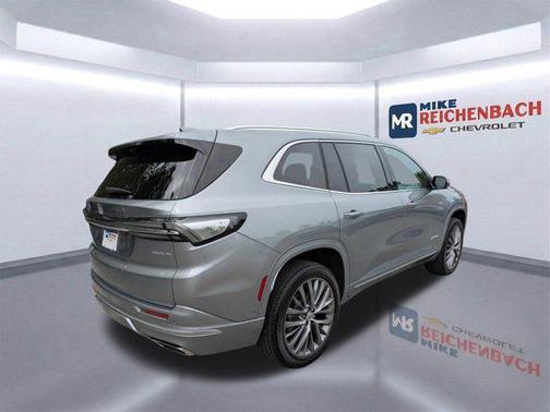 2025 Buick Enclave Avenir FWD