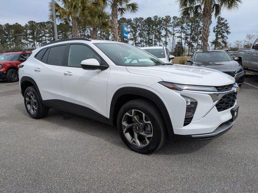 2024 Chevrolet Trax LT