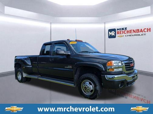 Carbon Metallic 2004 GMC Sierra 3500 SLE Extended Cab