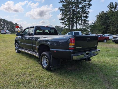 Carbon Metallic 2004 GMC Sierra 3500 SLE Extended Cab