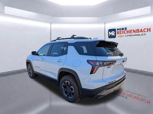 Polar White Tricoat 2026 Chevrolet Equinox AWD ACTIV