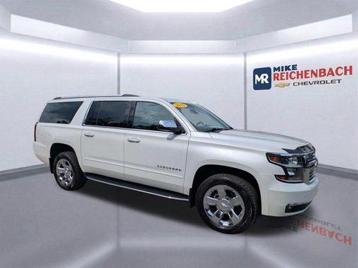 Iridescent Pearl Tricoat 2019 Chevrolet Suburban Premier