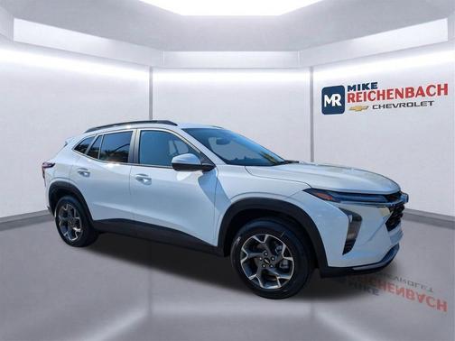 Summit White 2026 Chevrolet Trax LT