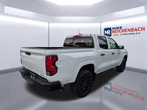 Summit White 2026 Chevrolet Colorado WT