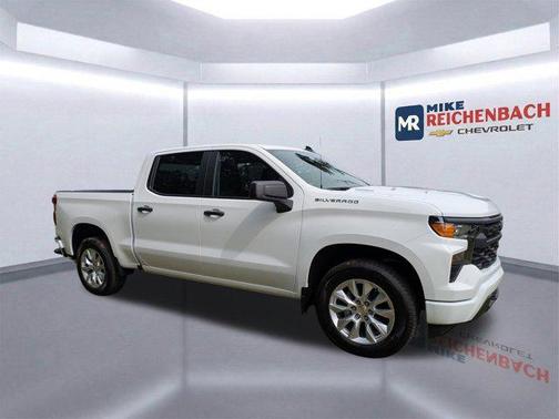 Summit White 2026 Chevrolet Silverado 1500 Custom