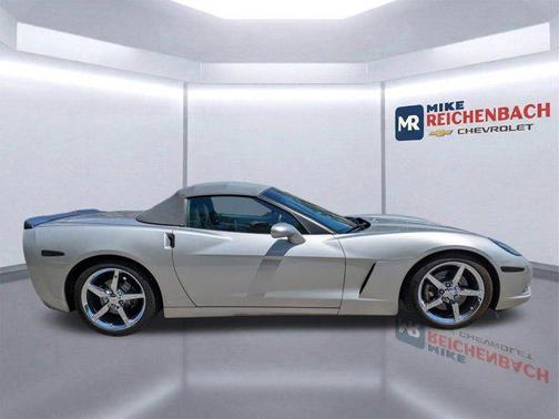 2006 Chevrolet Corvette Base