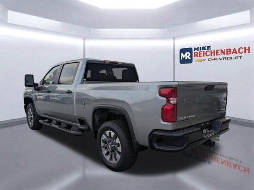 2026 Chevrolet Silverado 2500 Custom