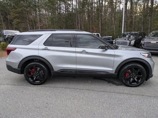 2024 Ford Explorer ST