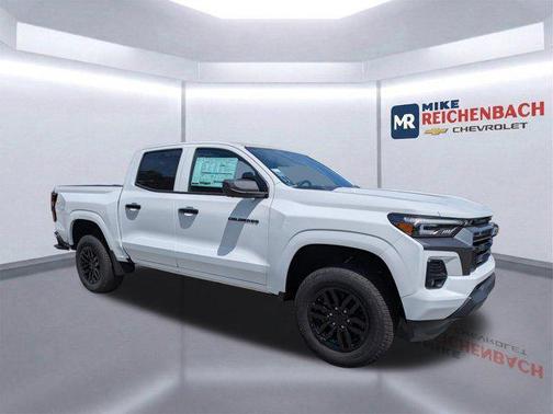 Summit White 2026 Chevrolet Colorado LT