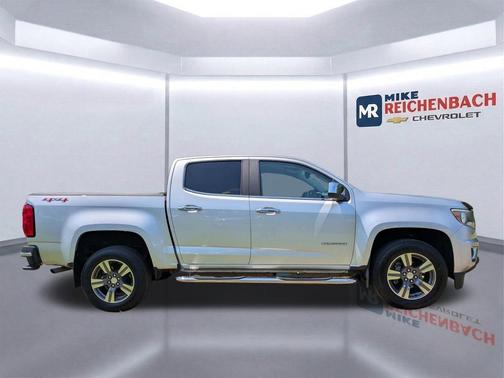 Silver Ice Metallic 2018 Chevrolet Colorado LT