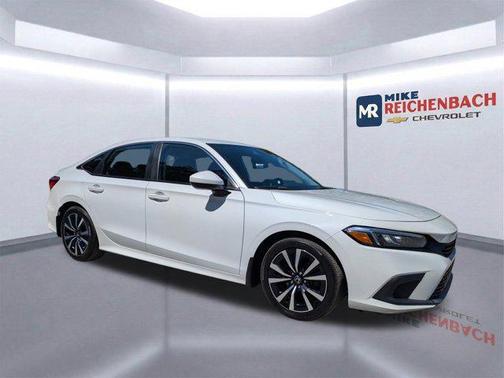 Platinum White Pearl 2022 Honda Civic EX