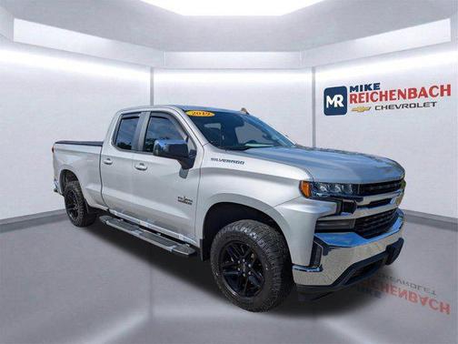 Silver Ice Metallic 2019 Chevrolet Silverado 1500 LT