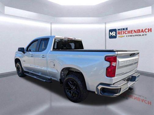Silver Ice Metallic 2019 Chevrolet Silverado 1500 LT