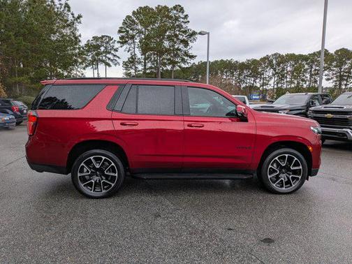2023 Chevrolet Tahoe 4WD RST