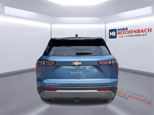 Lakeshore Blue Metallic 2026 Chevrolet Equinox 1LT