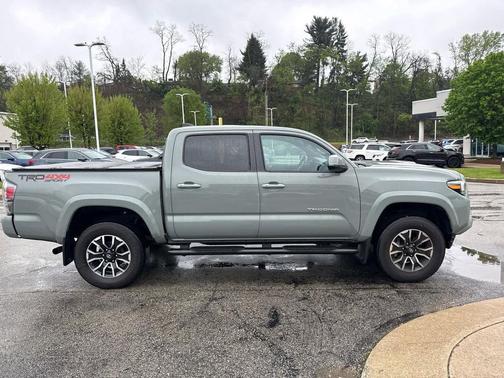 Lunar Rock 2023 Toyota Tacoma TRD Sport