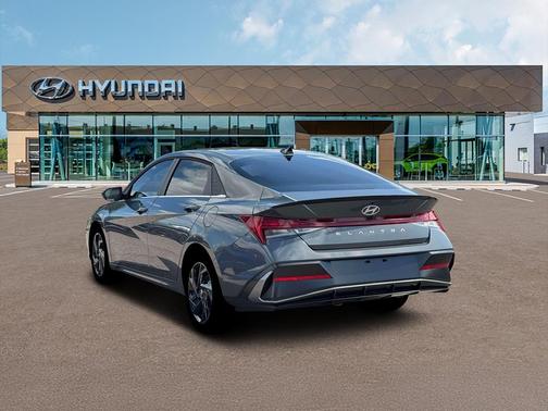 Ecotronic Gray 2026 Hyundai ELANTRA Sport