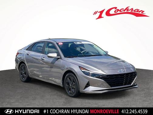 Fluid Metal 2023 Hyundai ELANTRA SEL