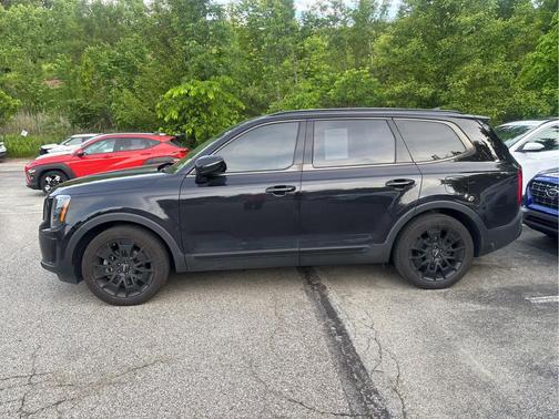 Black Copper 2022 Kia Telluride SX