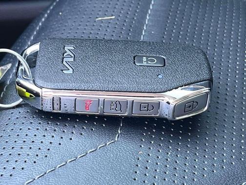 Black Copper 2022 Kia Telluride SX