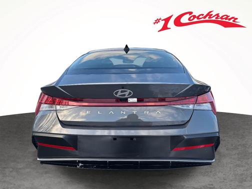 2025 Hyundai ELANTRA SEL