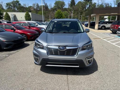 Ice Silver Metallic 2019 Subaru Forester Touring
