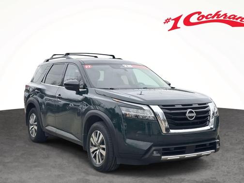 2022 Nissan Pathfinder SL 4WD
