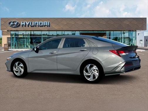 2025 Hyundai ELANTRA Sport