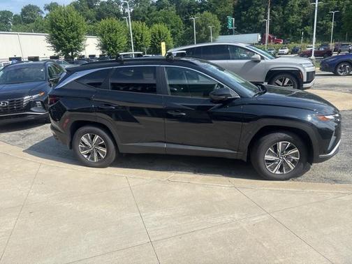 2024 Hyundai TUCSON Hybrid Blue