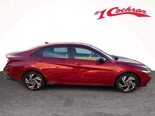 2025 Hyundai ELANTRA HEV SEL Sport