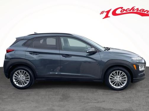 2021 Hyundai KONA SEL Plus