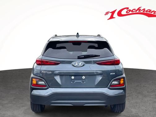 2021 Hyundai KONA SEL Plus