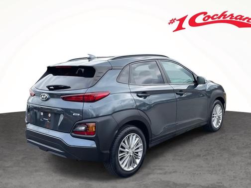 2021 Hyundai KONA SEL Plus