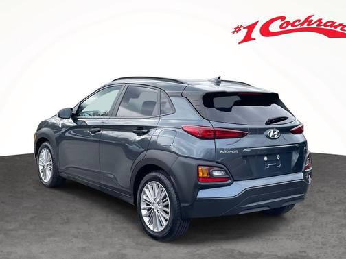 2021 Hyundai KONA SEL Plus
