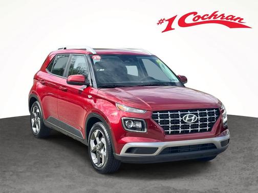 2025 Hyundai VENUE SEL