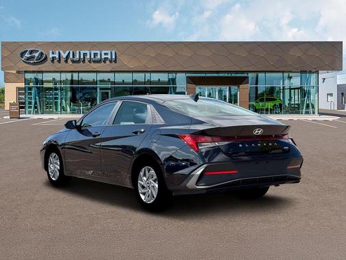 2026 Hyundai ELANTRA HEV Blue