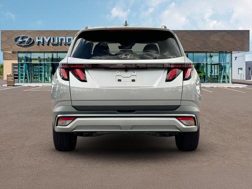 Shimmering Silver 2026 Hyundai TUCSON SEL