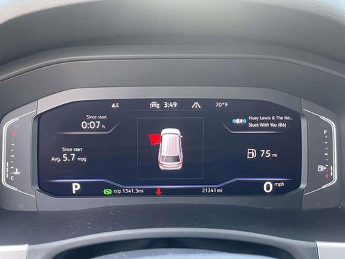 Opal White Pearl 2023 Volkswagen Atlas 3.6L SEL