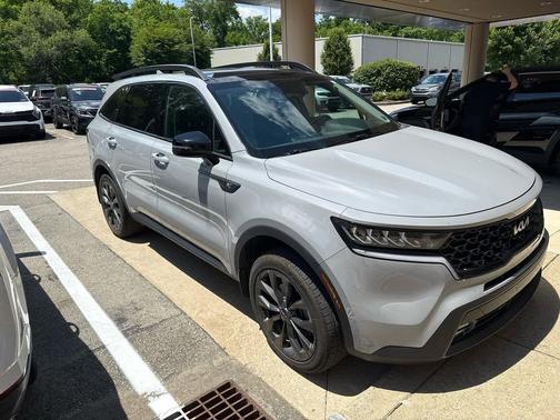 Wolf Gray 2023 Kia Sorento EX
