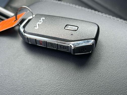 Wolf Gray 2023 Kia Sorento EX