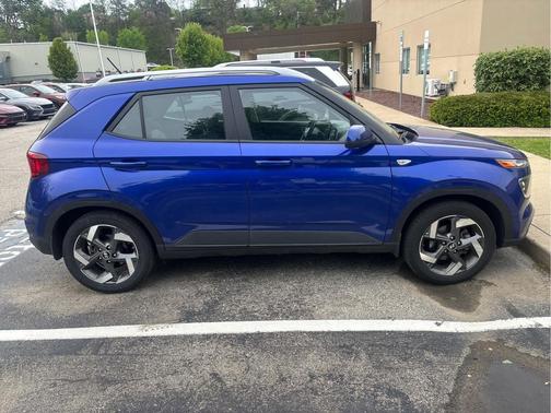 Intense Blue 2023 Hyundai VENUE SEL