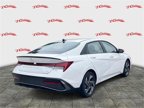 2025 Hyundai ELANTRA Sport