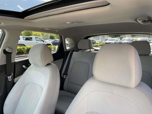 Abyss Black Pearl 2023 Hyundai KONA SEL